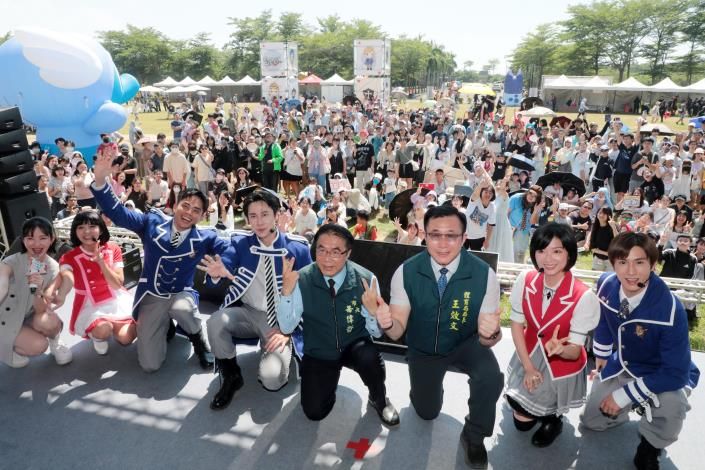 黃偉哲連兩日出席幸福嘉年華　「青春舞林」熱力登場親子同歡